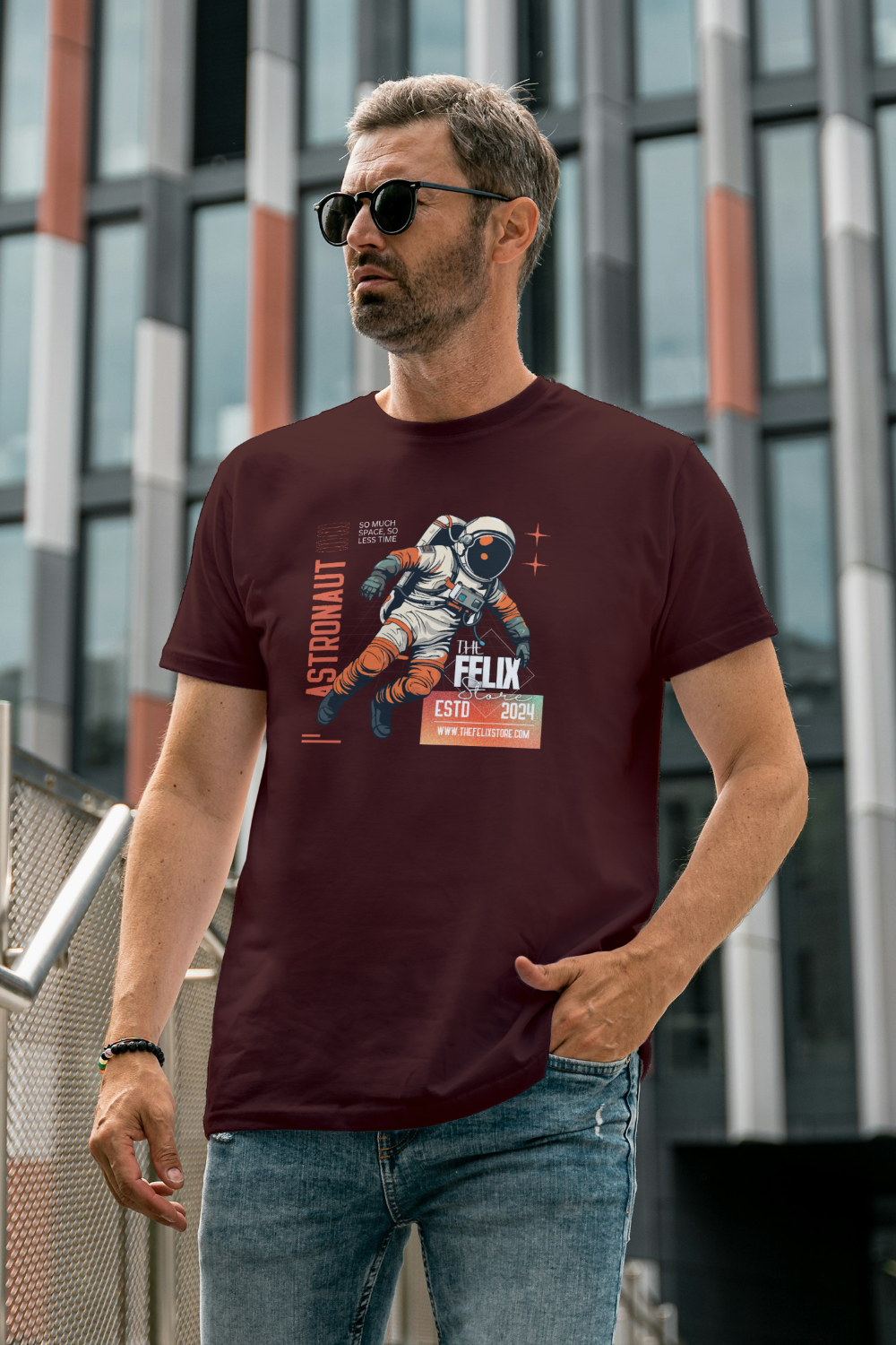 The Astronaut | Men’s Classic Round Neck T-shirt | The Felix Store - The Felix Store